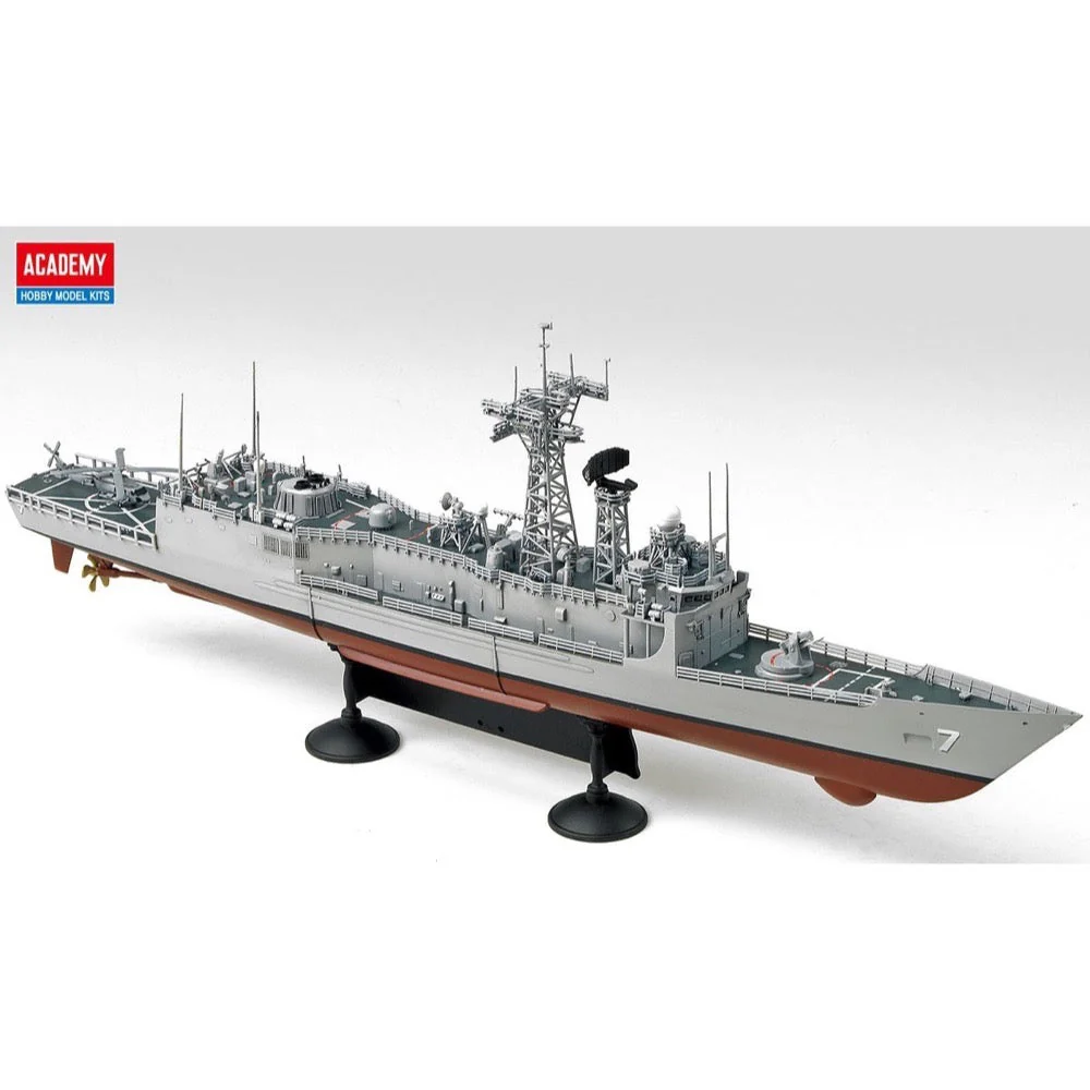 Academy 14102 1/350 USS Oliver Hazard Perry Frigate - Image 10