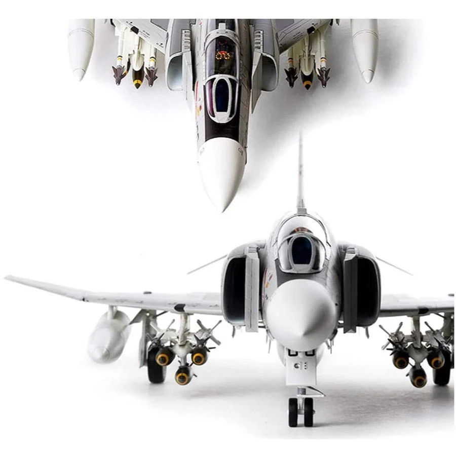Academy 12323 1/48 USN F-4J VF-102 Diamondbacks - Image 5