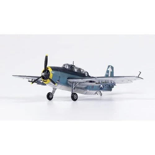 Academy 12285 1/48 TBM-3 "USS Bunker Hill" Avenger - Image 5
