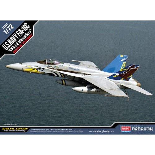 Academy 12534 1/72 F/A-18C U.S Navy VFA-82 "Marauders" Le: Hornet