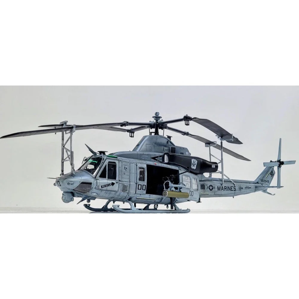 Academy 12138 1/35 USMC UH-1Y Venom - Image 10