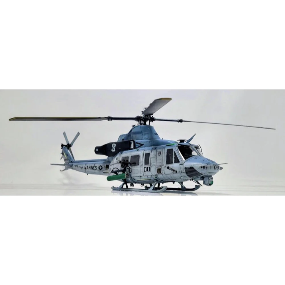 Academy 12138 1/35 USMC UH-1Y Venom - Image 6