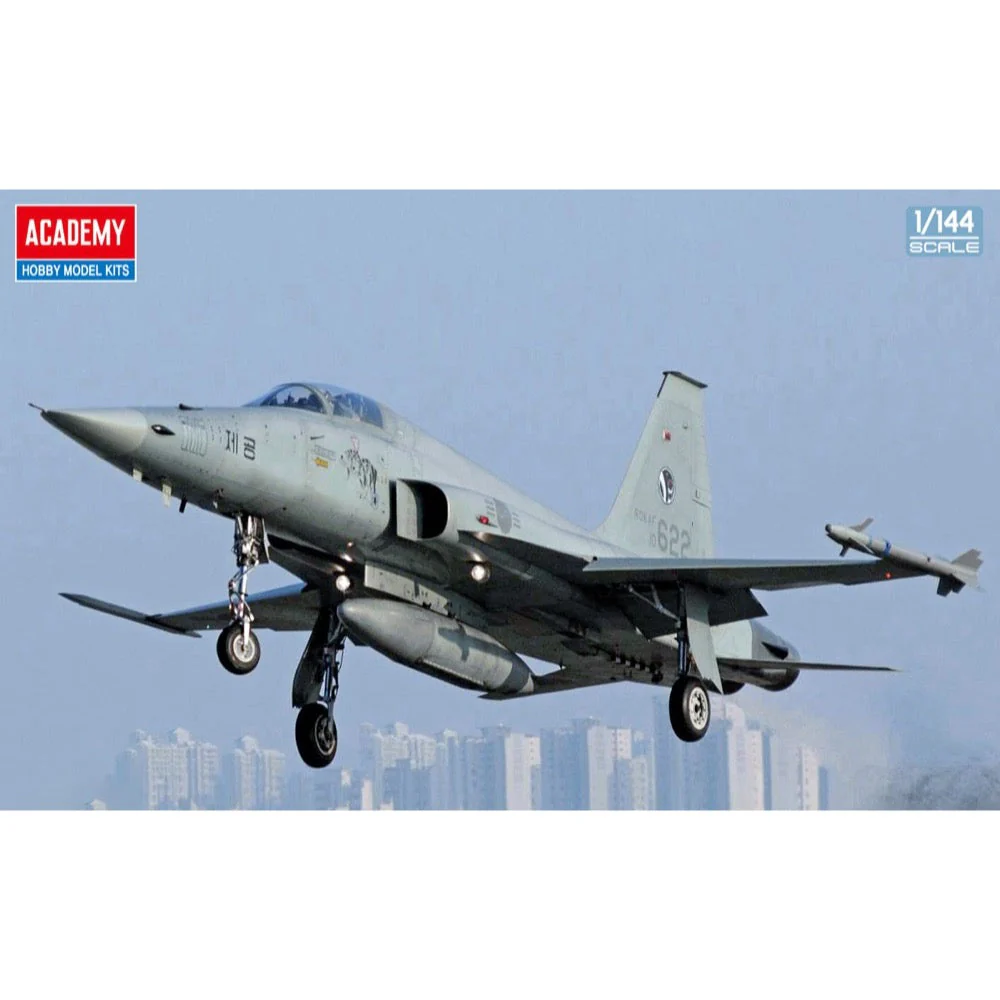 Academy 12644 1/144 Northrop RF-5E Tiger II