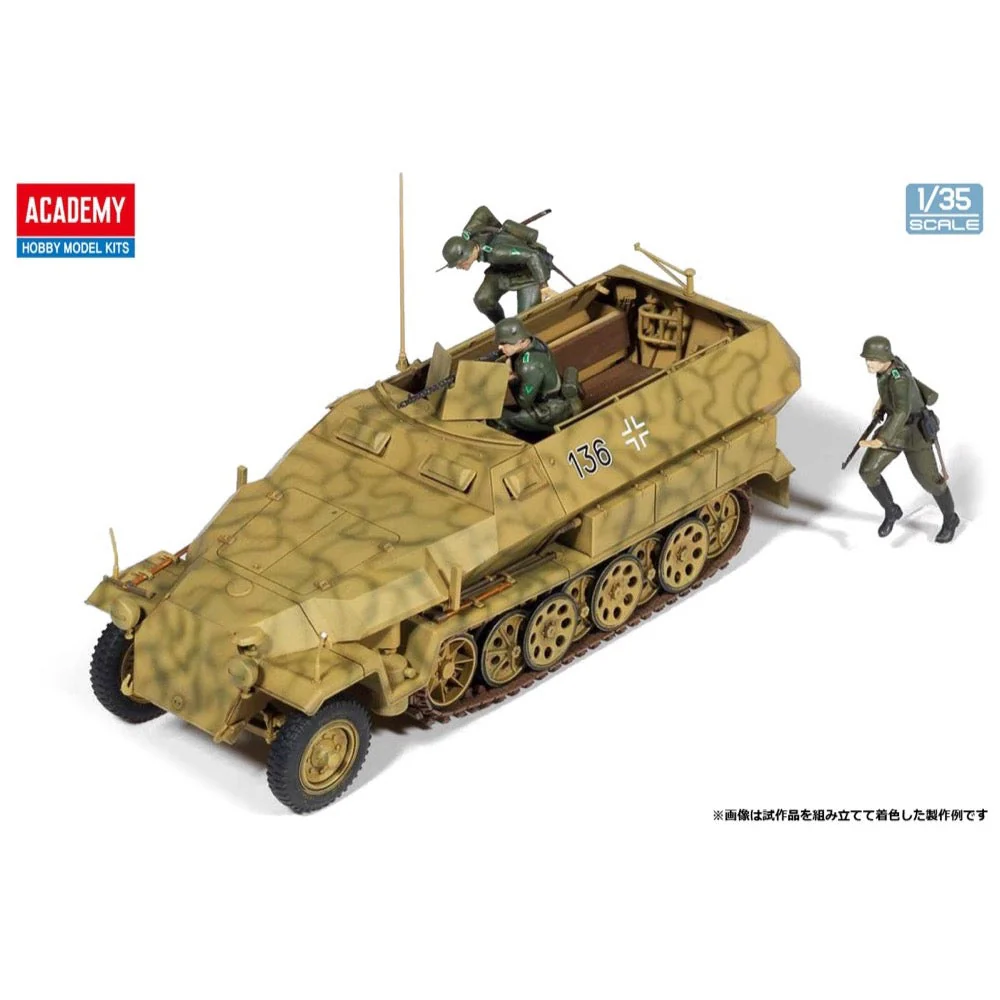 Academy 13540 1/35 German Sd.Kfz.251/1 Ausf.C - Image 2
