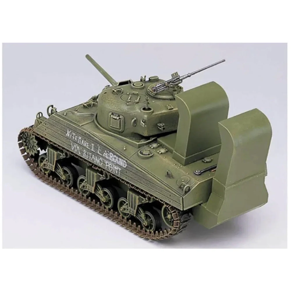 Academy 13562 1/35 USMC M4A2 (75) Pacific theater - Image 3