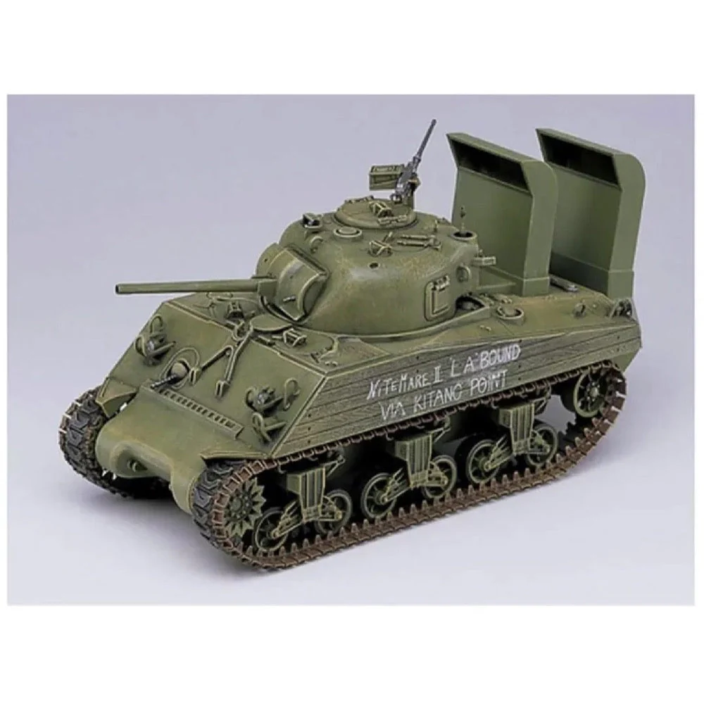 Academy 13562 1/35 USMC M4A2 (75) Pacific theater - Image 4