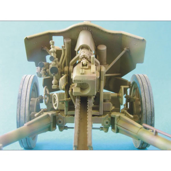 AFV 35089 1/35 LE FH18/40 - Image 3