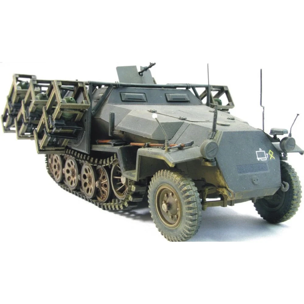 AFV 35091 1/35 SDKFZ 251/1 Ausf C. Stuka - Image 4
