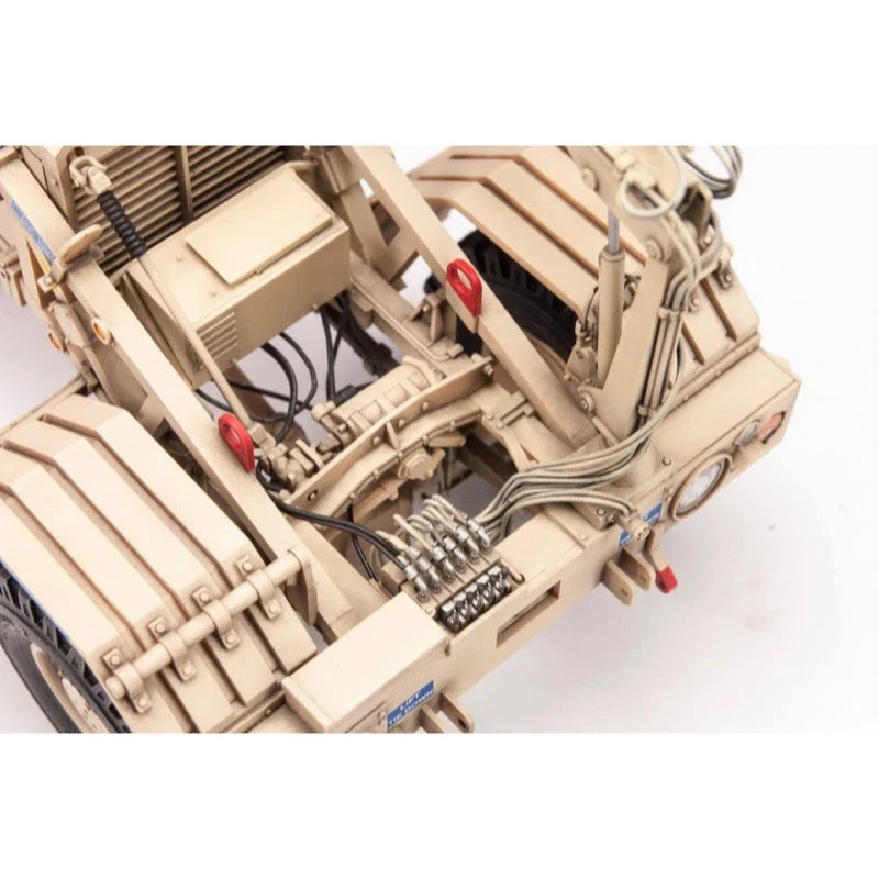 AFV 35354 1/35 Combat Engineer Vehicle M728 - Image 3