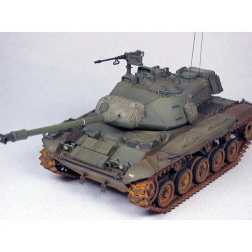 AFV 35041 1/35 M41A3 Walker Bulldog Light Tank - Image 3