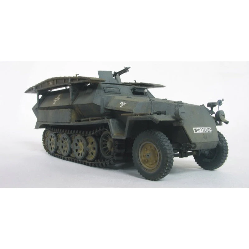 AFV 35077 1/35 German Sd.Kfz.25 Ausf.C Half-Track - Image 2