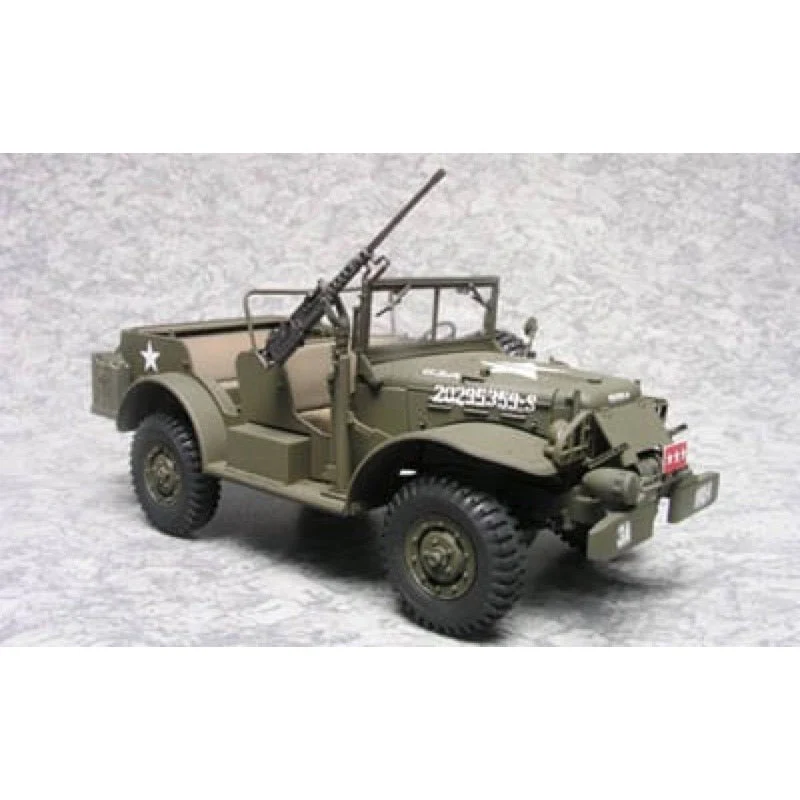 AFV 35S16 1/35 Wc57 3/4T Weapons Command Car - Image 4