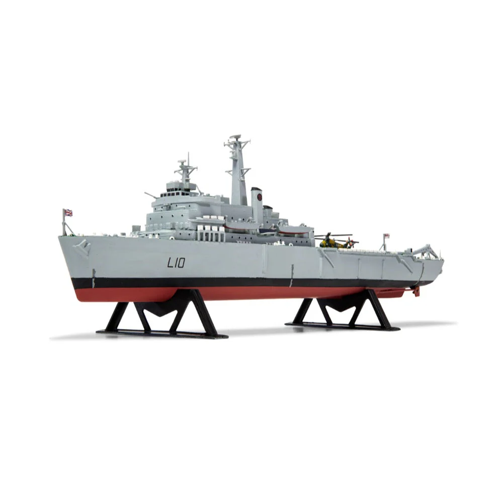 Airfix A03205V 1/600 HMS Fearless - Image 4