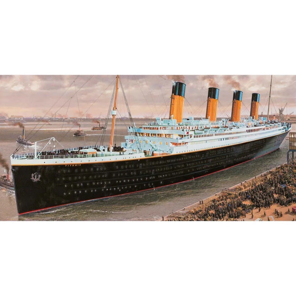 Airfix A50146A 1/400 RMS Titanic Gift Set - Image 2