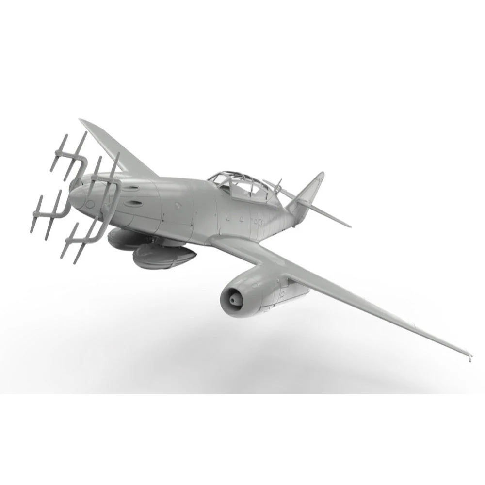 Airfix A04062 1/72 Messerschmitt Me 262B-1a - Image 4