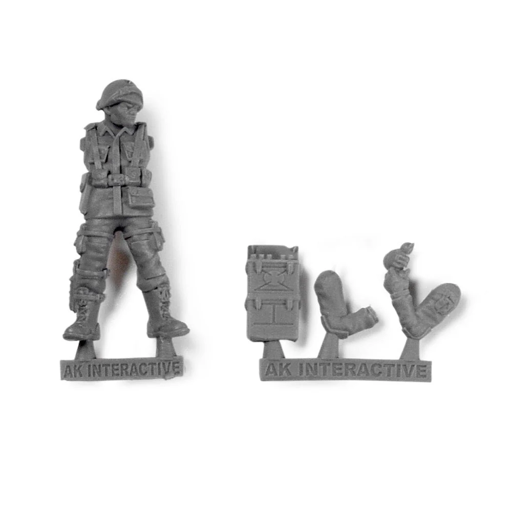 AK Interactive 11778 US Airborne Division D-Day Wargame Starter Set includes 14 Colours and Exclusive 101st Radio Operator Miniature - Image 9