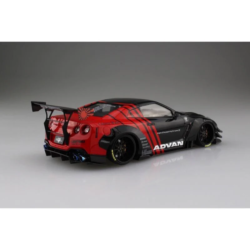 Aoshima A005592 1/24 LB Works R35 GT-R Type 2 Ver 2 - Image 3