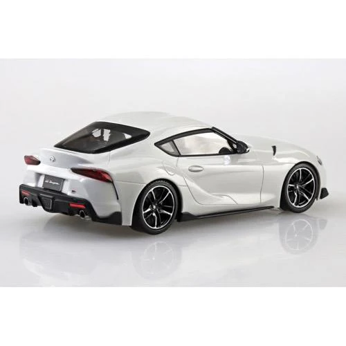 Aoshima A005886 1/32 Toyota GR Supra White Metallic Snap Kit - Image 3