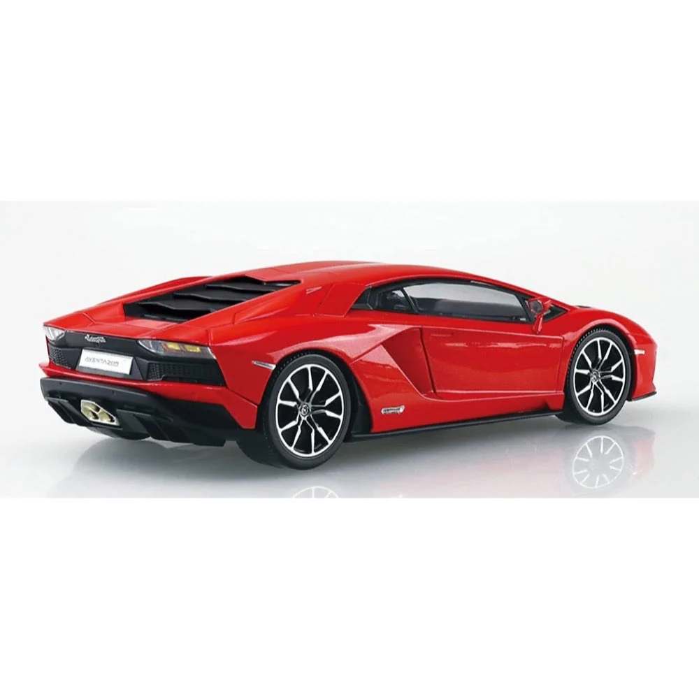 Aoshima A006347 1/32 Lamborghini Aventador S Pearl Red Snap Kit - Image 3
