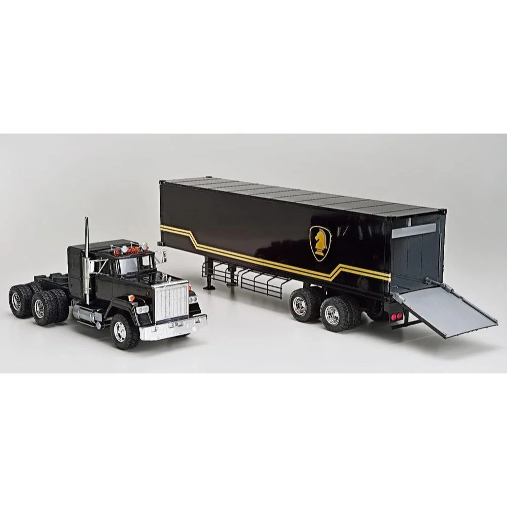 Aoshima A006379 1/28 Knight Rider Knight Trailer Truck - Image 3