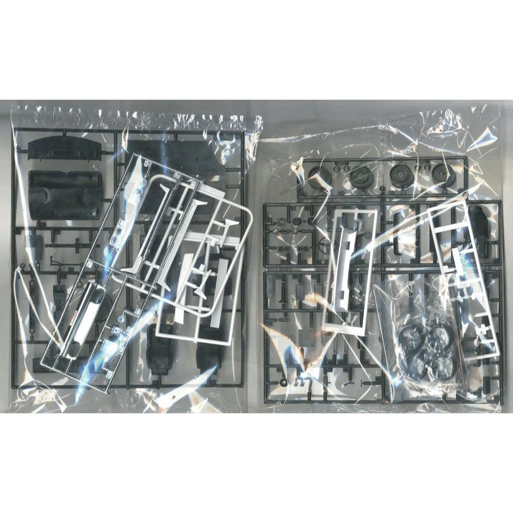 Aoshima A004706 1/24 Skyline HT 2000 Turbo GT-E/S Nissan - Image 4
