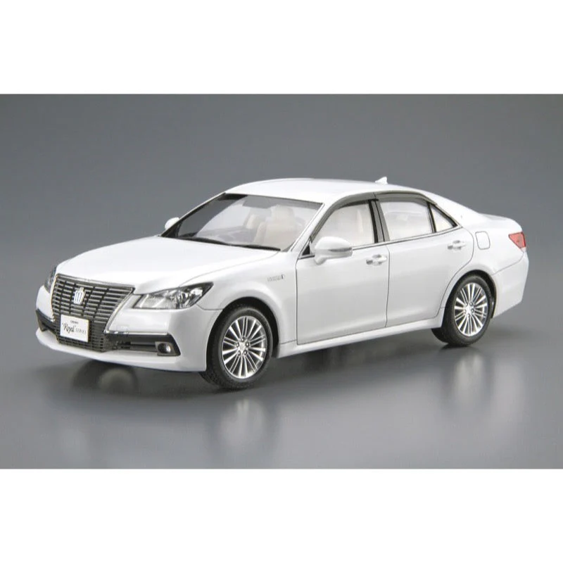 Aoshima A005952 1/24 Toyota GRS210/AWS210 Crown Royal Saloon 2015 - Image 4