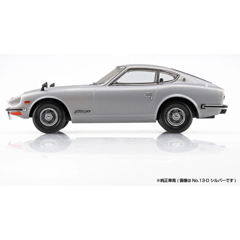 Aoshima A006258 1/32 Nissan S30 Fairlady Z Silver - Image 4