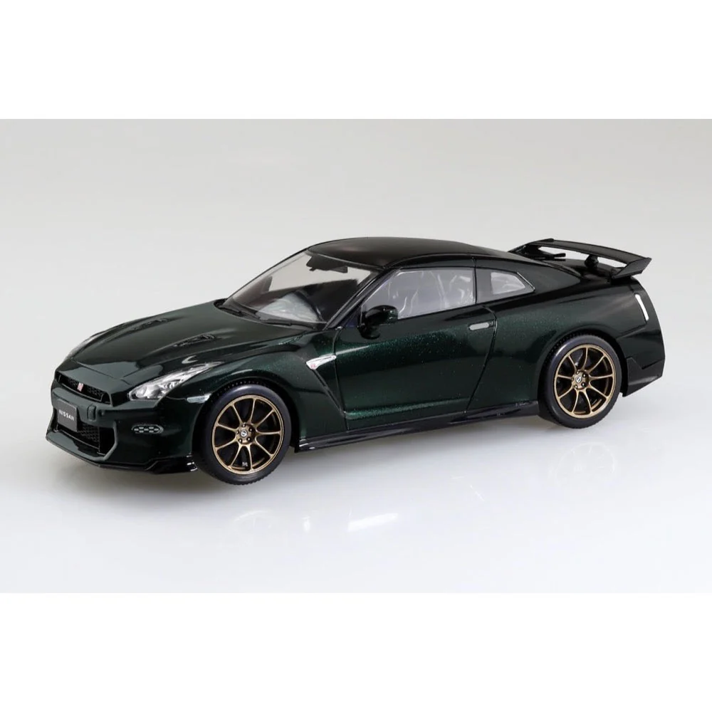 Aoshima A006546 1/32 Snap Nissan R35 Nissan GT-R 2024 (Midnight Purple) - Image 2