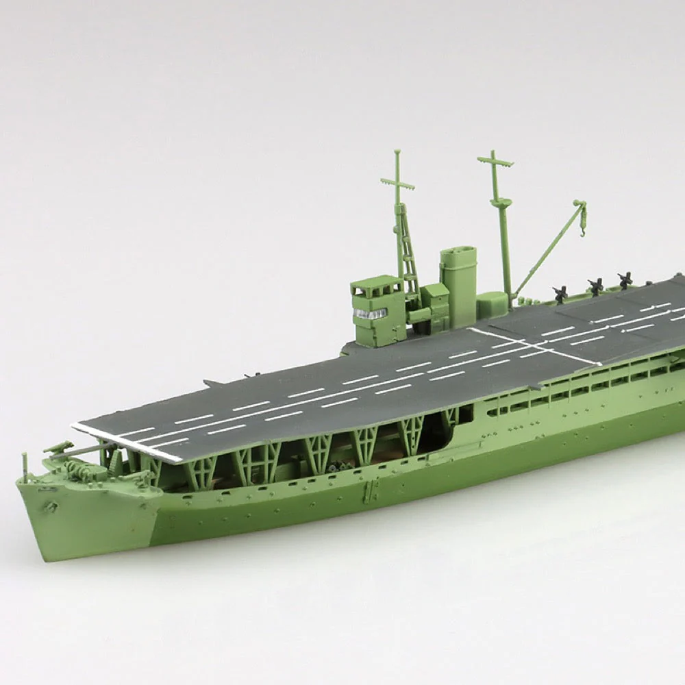 Aoshima A006984 Japanese Army Landing Ship Akitsumaru - Image 3