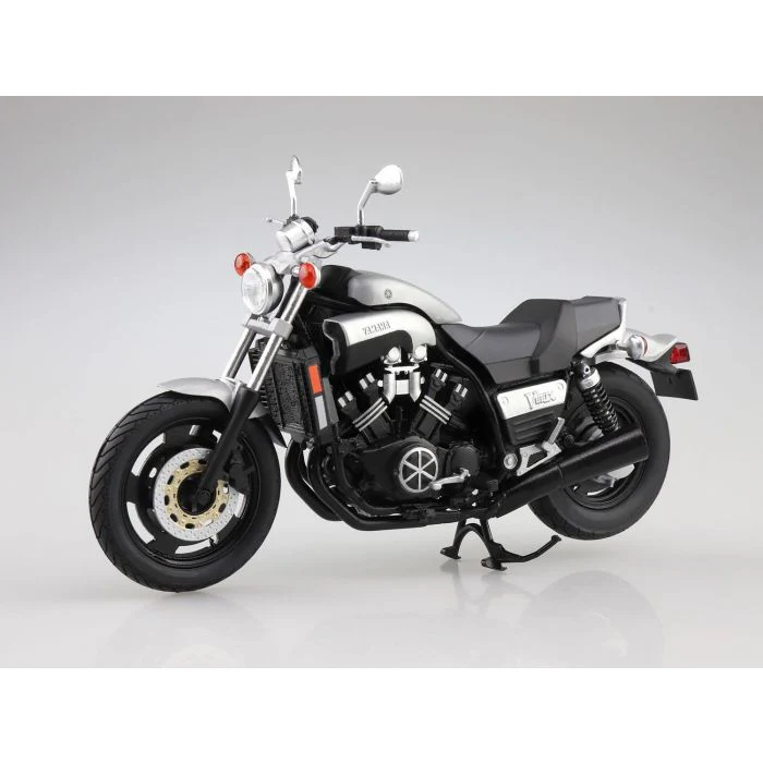 Aoshima A010960 1/12 Yamaha VMAX New Silver Dust - Image 3