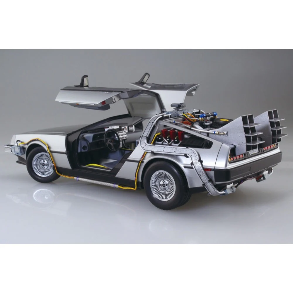 Aoshima A06436 1/24 Time Machine Delorean Back To The Future Part I - Image 3