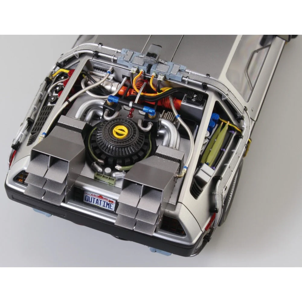 Aoshima A06436 1/24 Time Machine Delorean Back To The Future Part I - Image 4