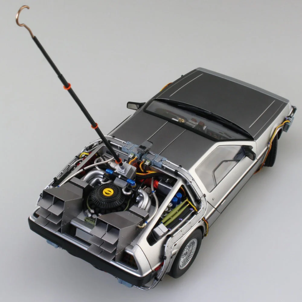 Aoshima A06436 1/24 Time Machine Delorean Back To The Future Part I - Image 6