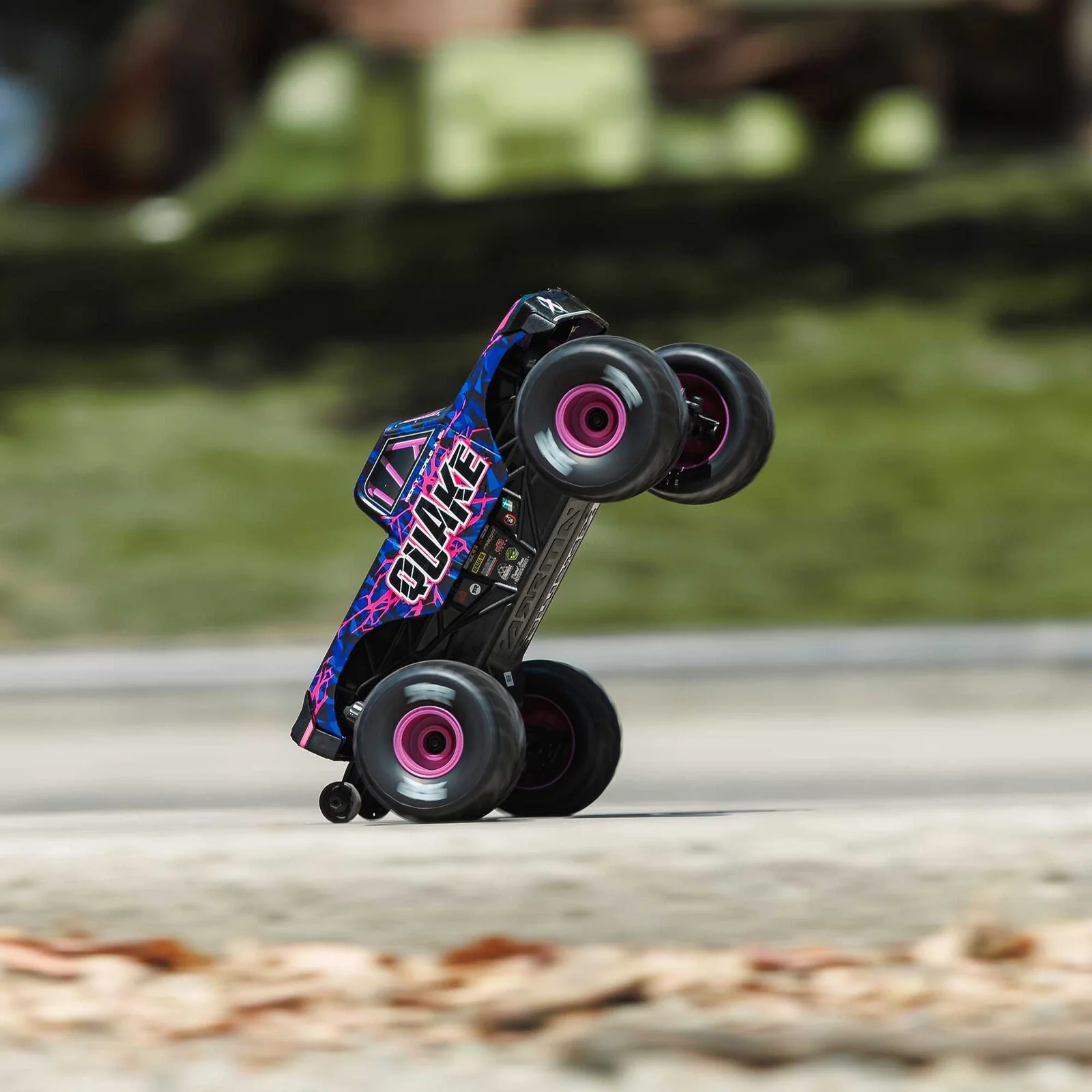 Arrma 1/16 Quake Grom 4X4 RC Monster Truck (Purple) ARA2137T3 - Image 14