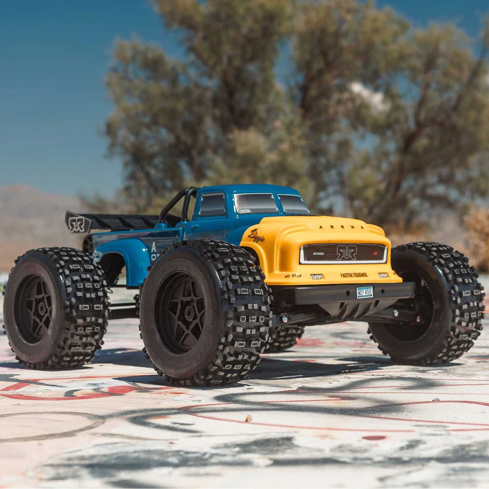 Arrma Notorious 6S BLX 4X4 1/8 Stunt Truck RTR Blue ARA8611V6T2 - Image 19