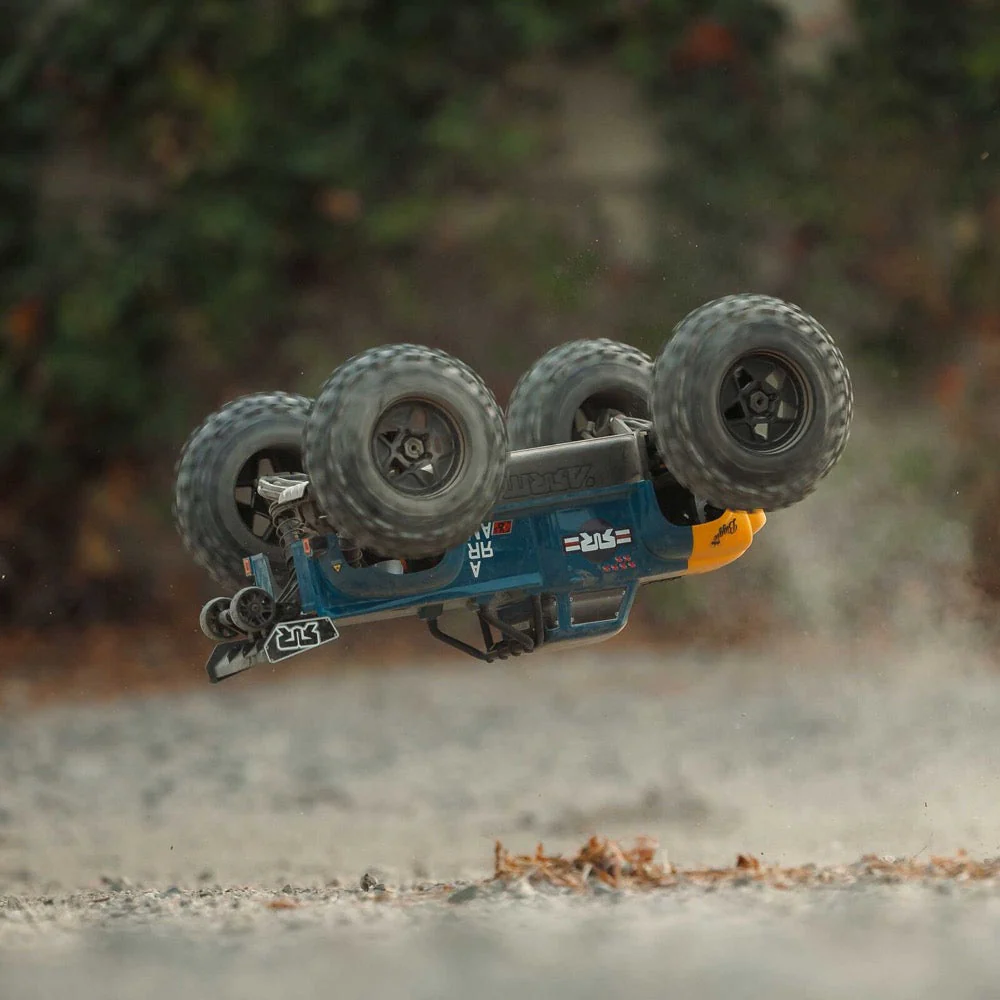 Arrma Notorious 6S BLX 4X4 1/8 Stunt Truck RTR Blue ARA8611V6T2 - Image 21