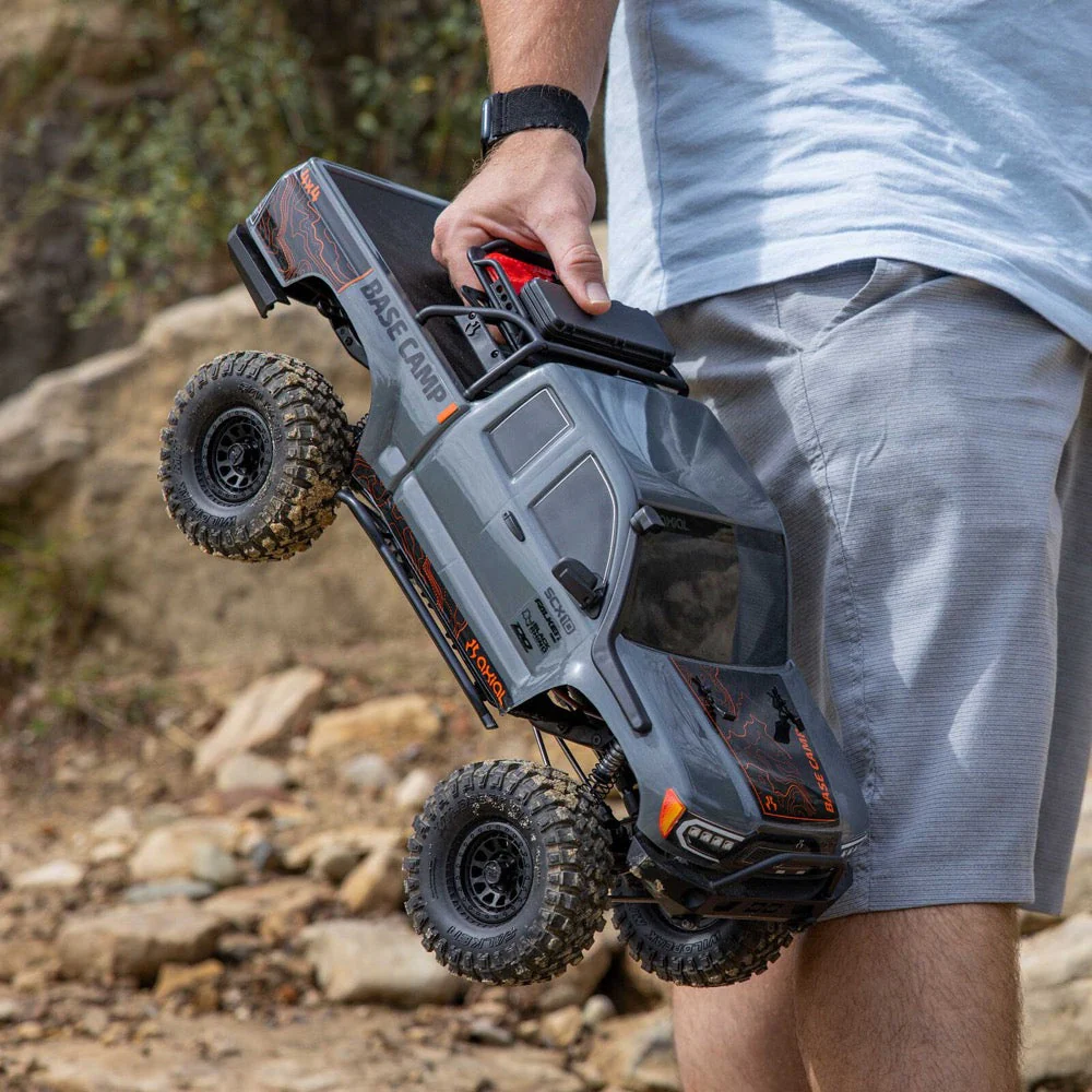 Axial 1/10 SCX10 III Base Camp V2 RC Rock Crawler (Grey) AXI-1375T2 - Image 13
