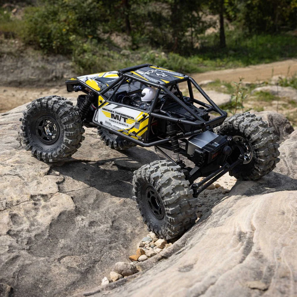 Axial AXI-1750T2 UTB18 Capra 1/18 4WS Rock Crawler RTR Yellow - Image 17