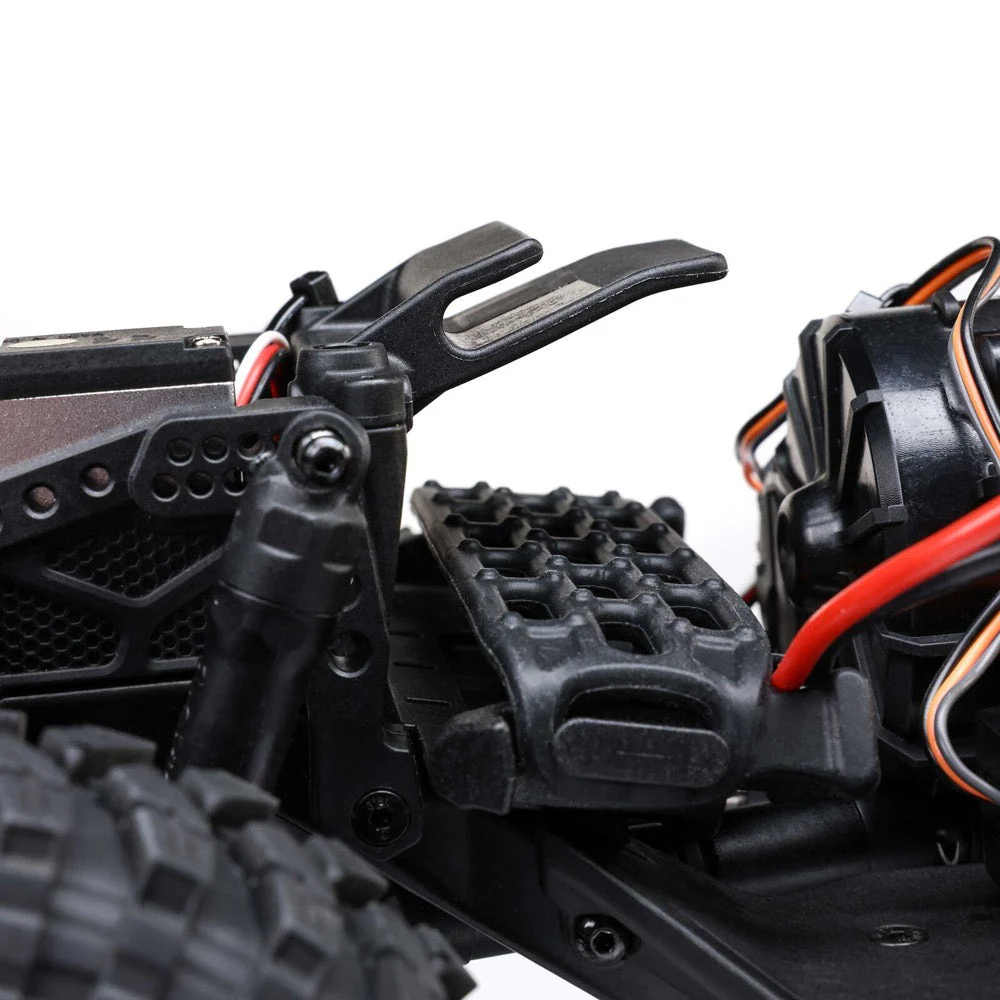 Axial SCX10 III Coyote 4WD RC Rock Crawler Silver AXI-2036T1 - Image 16