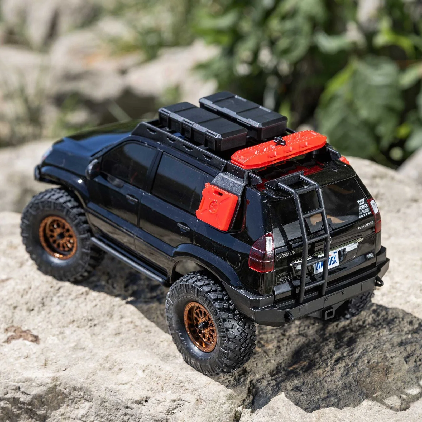 Axial Lexus GX470 SCX24 4WD RC Crawler (Black) 1532T3 - Image 23