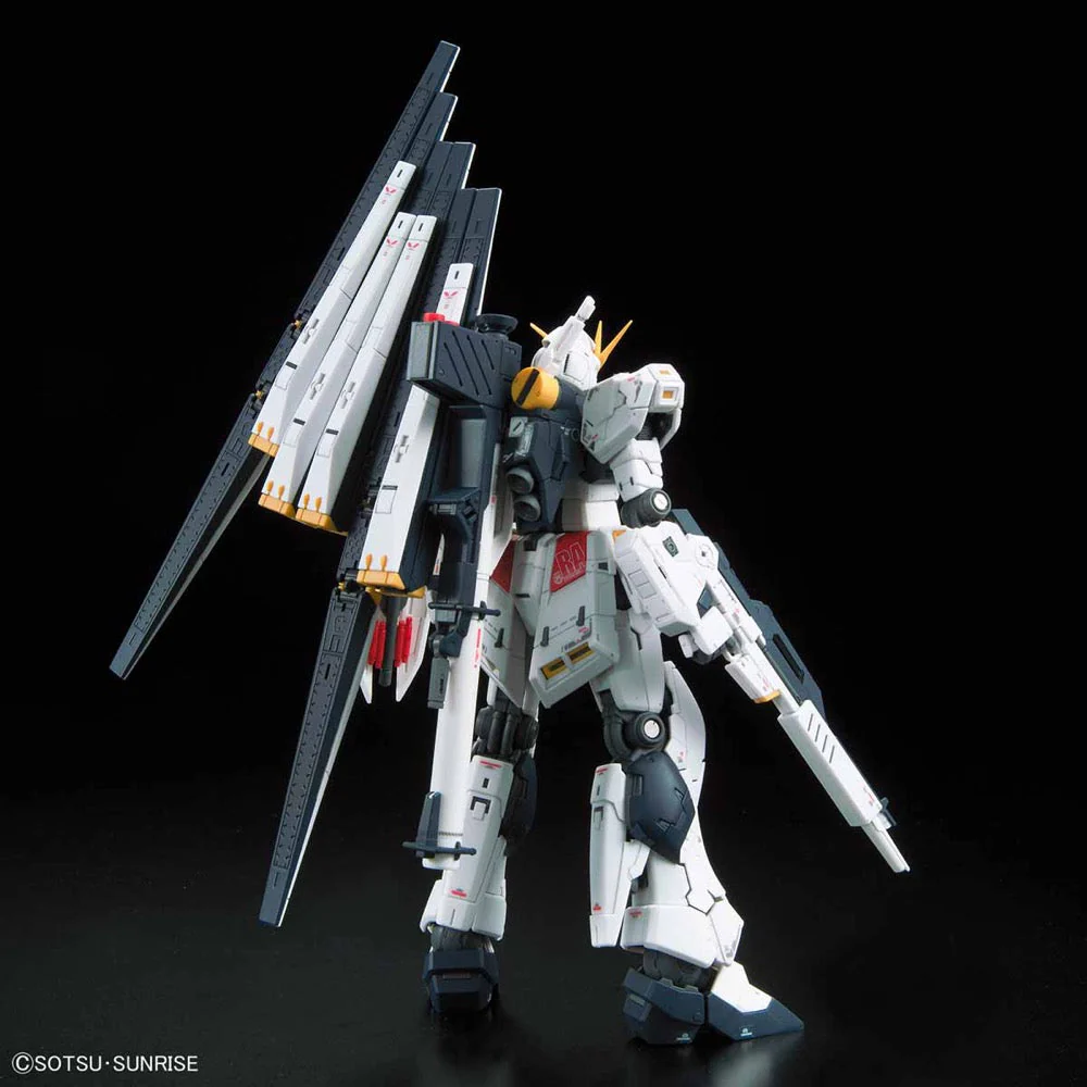 Bandai 5057842 RG 1/144 Nu Gundam - Image 3