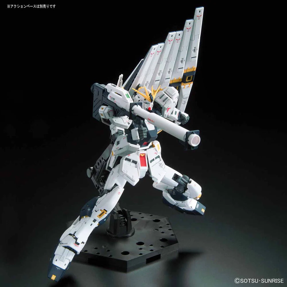 Bandai 5057842 RG 1/144 Nu Gundam - Image 9