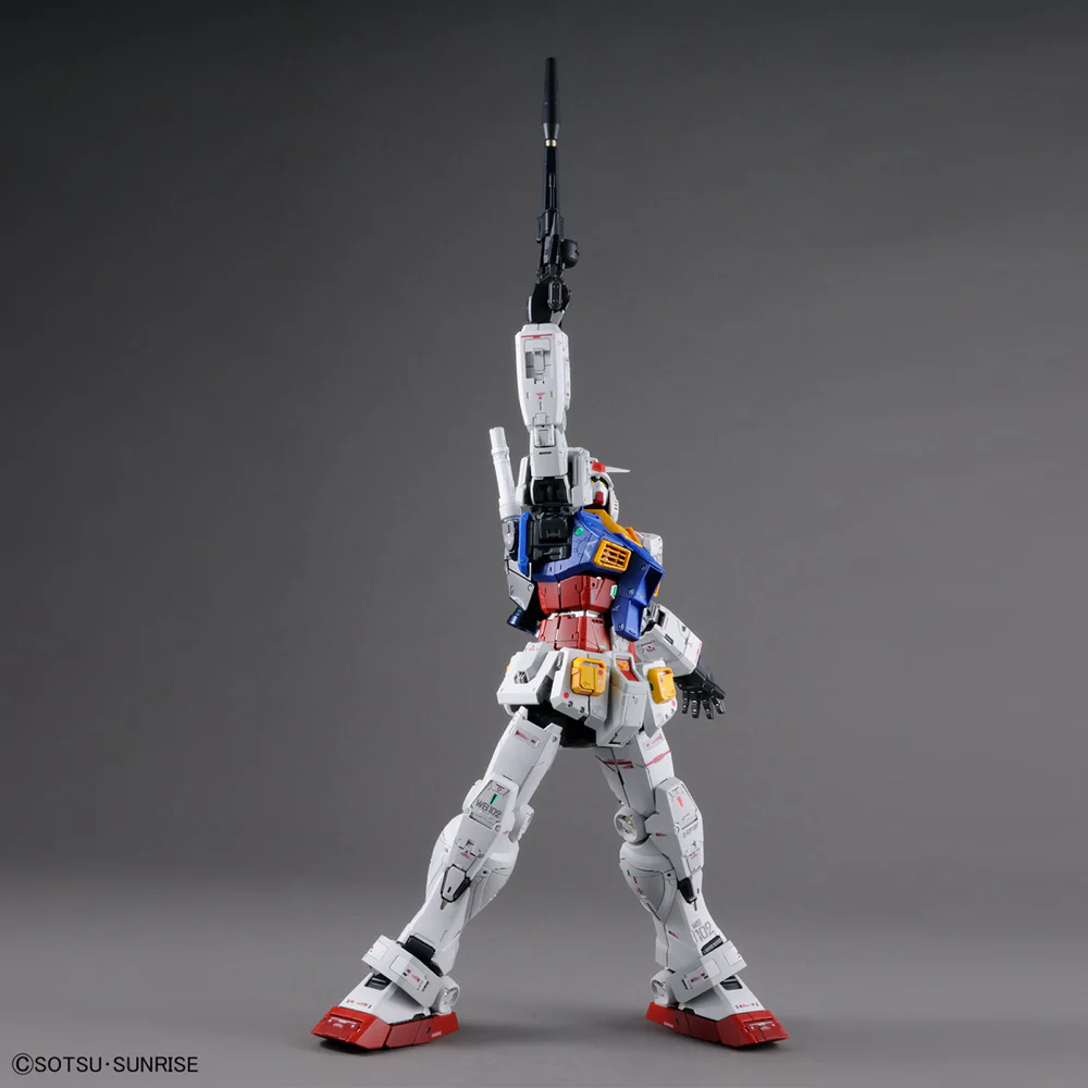 Bandai 5060765 PG Unleashed 1/60 RX-78-2 Gundam 0079 - Image 6