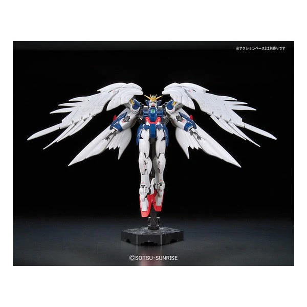 Bandai 5061602 RG 1/144 Wing Gundam Zero EW - Image 3