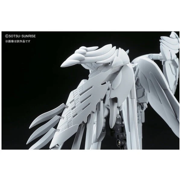 Bandai 5061602 RG 1/144 Wing Gundam Zero EW - Image 5