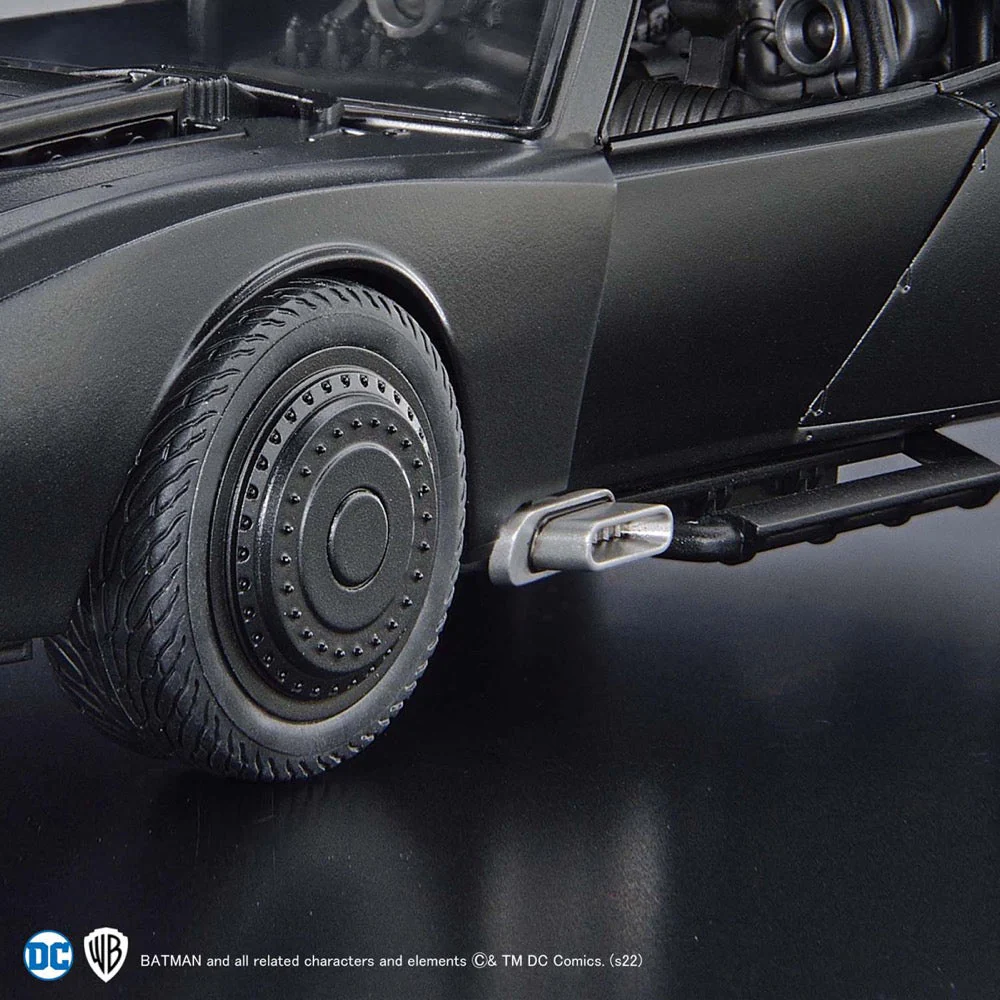 Bandai 5062186 1/35 Batmobile (The Batman Version) - Image 12