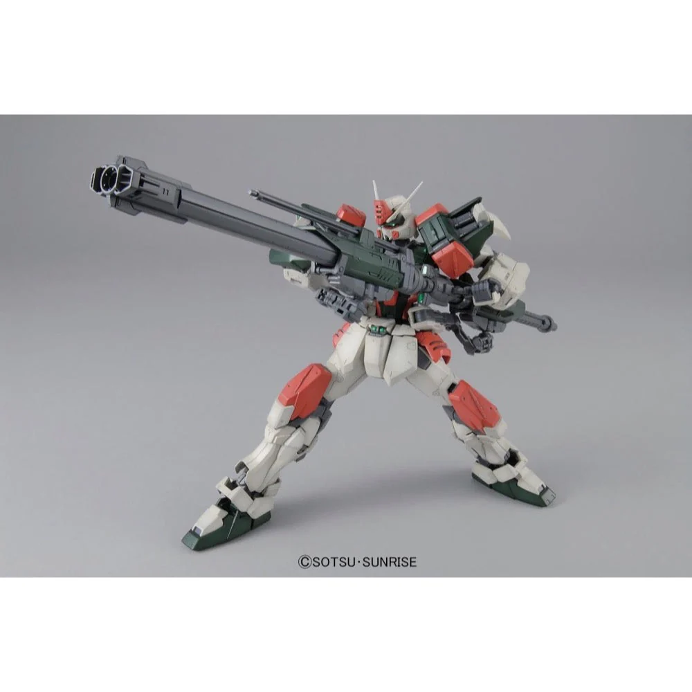 Bandai 5062906 MG 1/100 Buster Gundam - Image 3