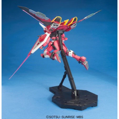 Bandai 5063041 MG 1/100 Infinite Justice Gundam - Image 5