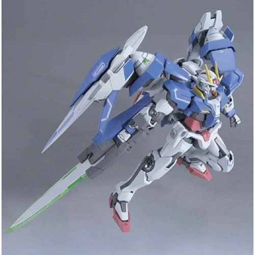Bandai 5063130 1/100 00 Raiser Designers Colour Version Gundam 00 - Image 3