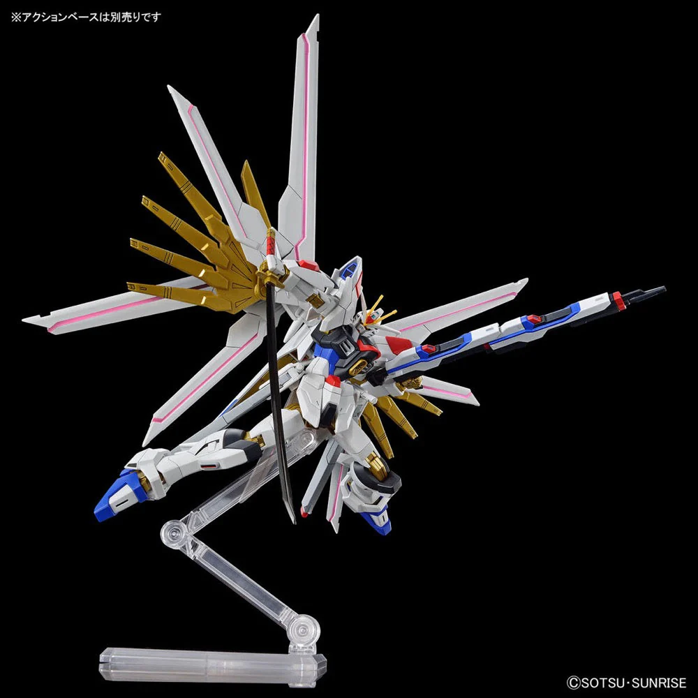 Bandai 5066384 HG 1/144 Mighty Strike Freedom Gundam - Image 10